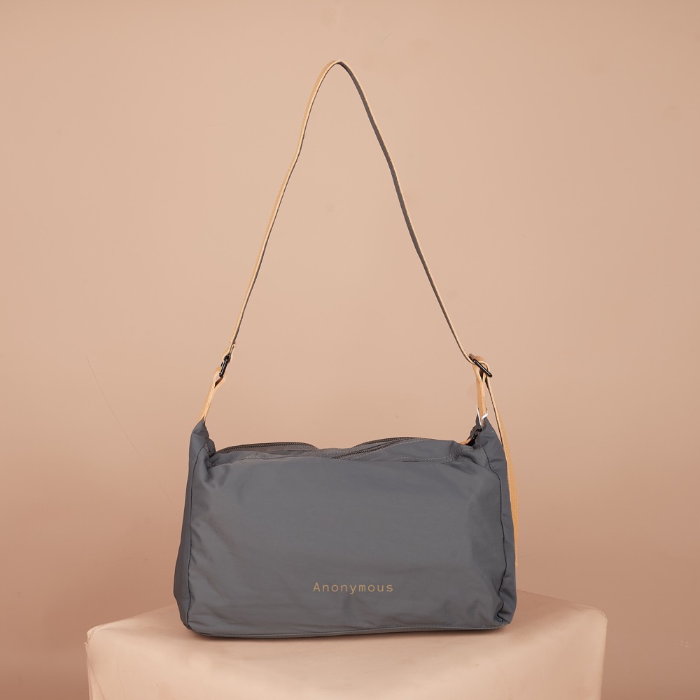 Anonymous Jojo Nylon Bag (No Brand)