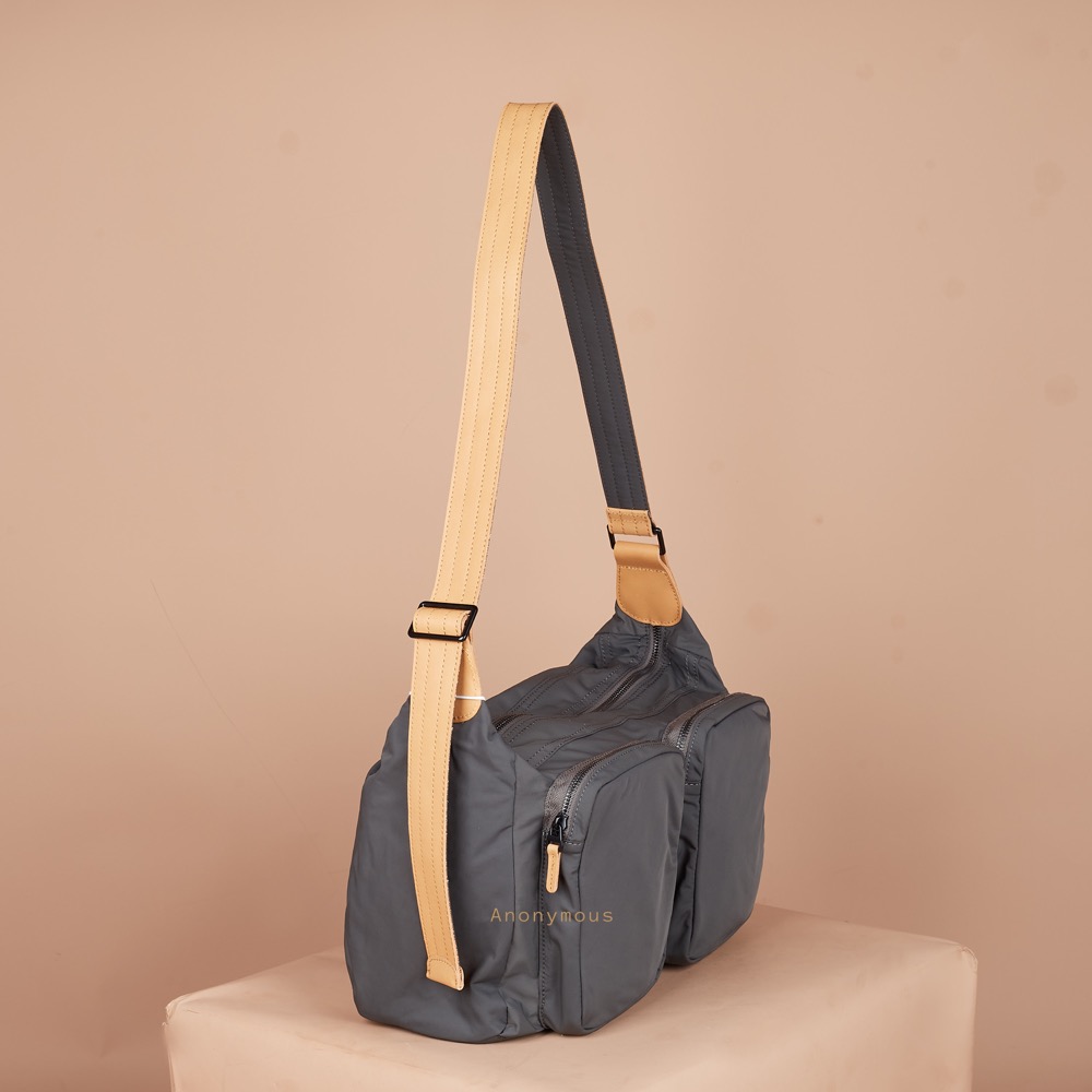 Anonymous Jojo Nylon Bag (No Brand)