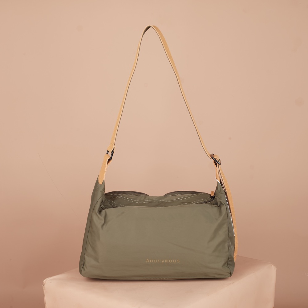 Anonymous Jojo Nylon Bag (No Brand)