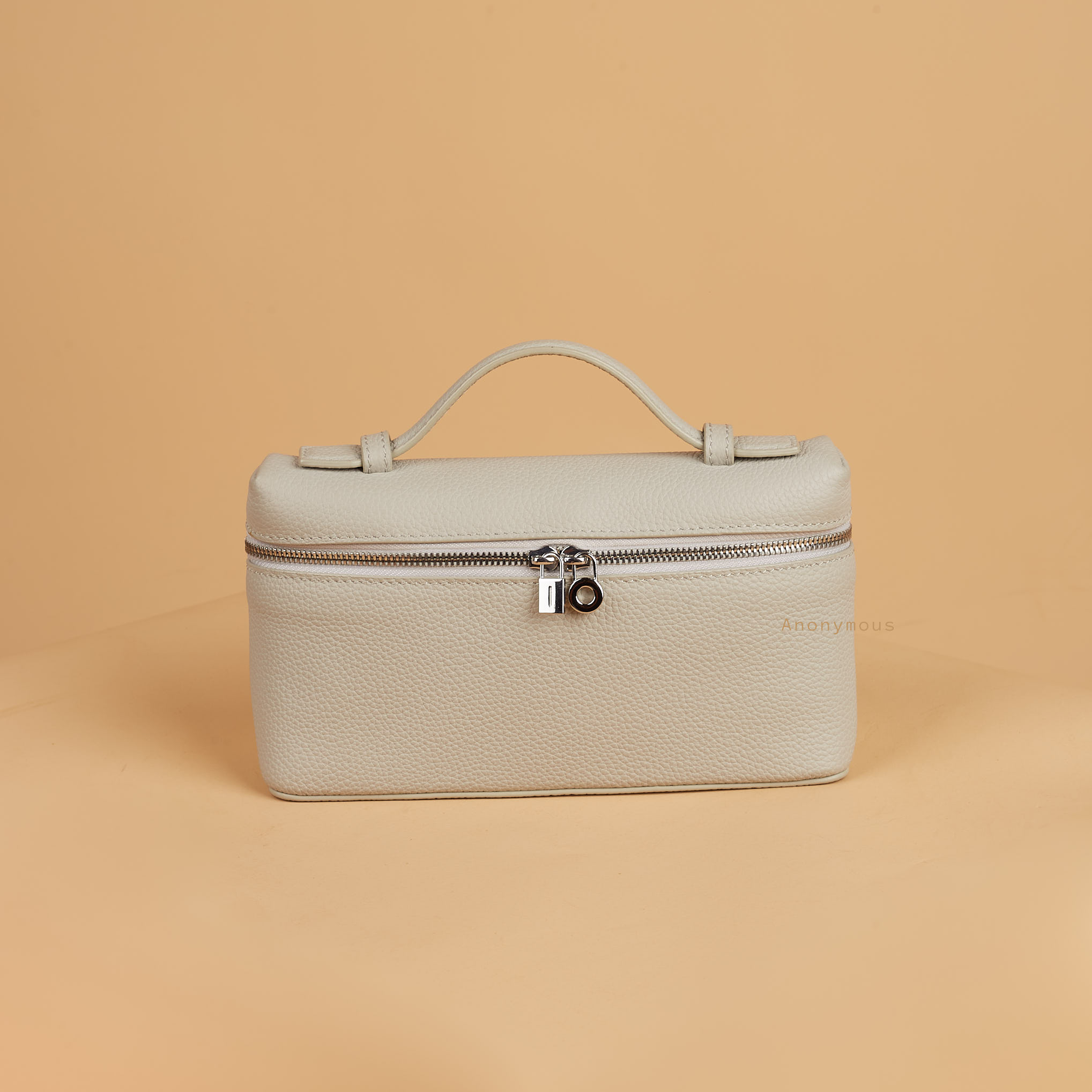 Anonymous Lola Bag L19 Togo Leather No Brand (Tas Kulit)