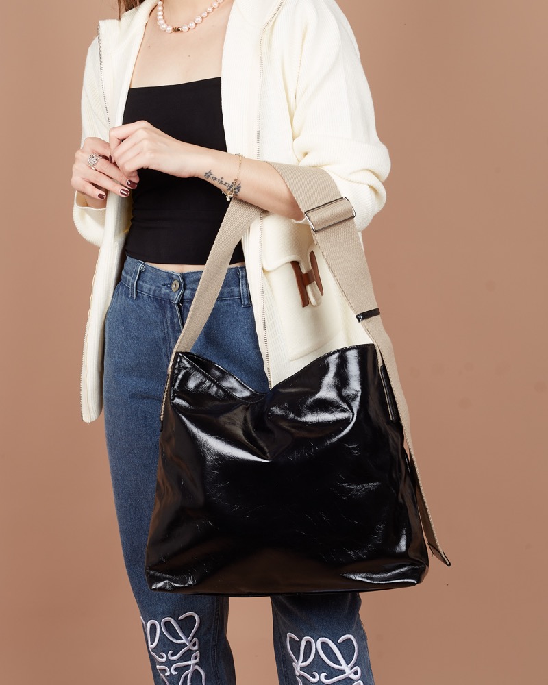 Anonymous Juno 37 Hobo Bag Shiny Calfskin No Brand (Tas Kulit)