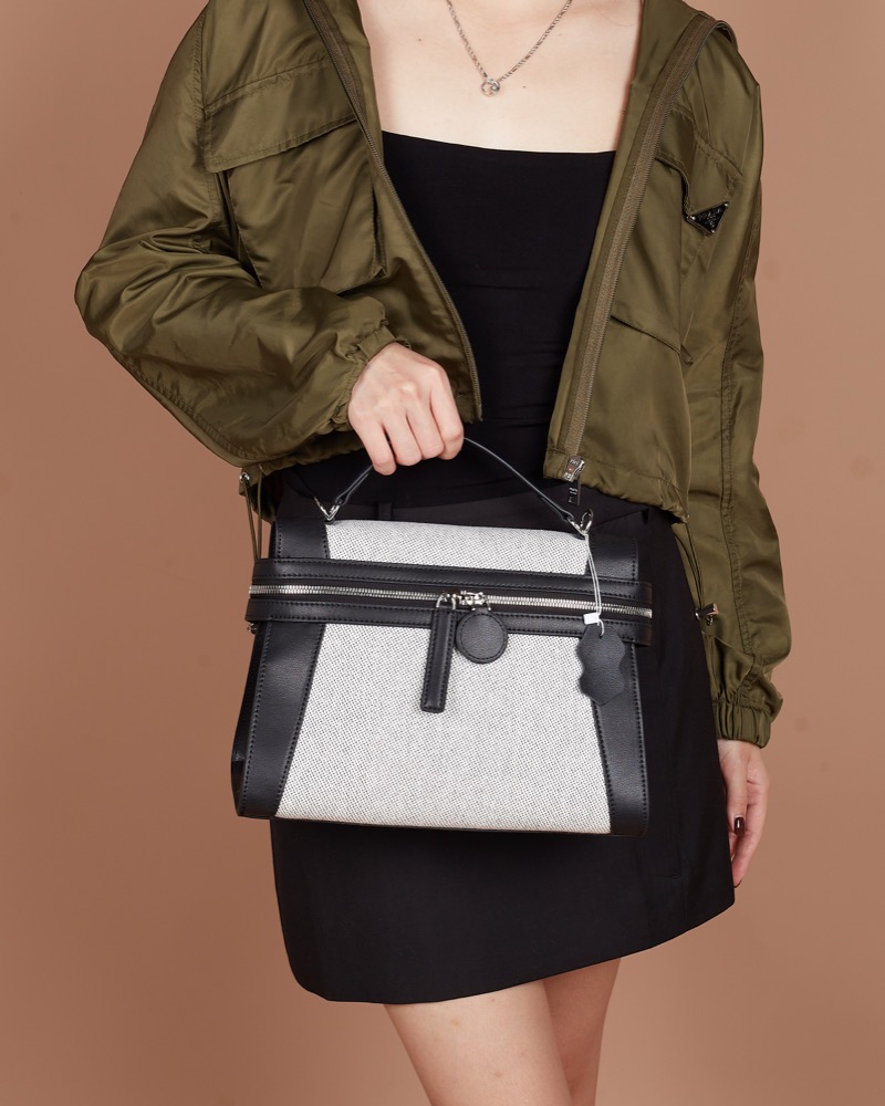 Anonymous Cilla Double Straps 28 Encru Swift Leather No Brand (Tas Kulit)