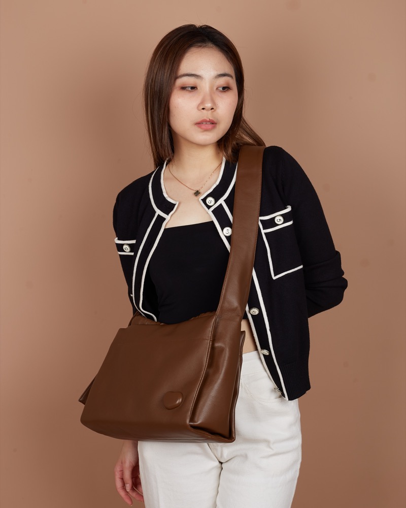 Anonymous Carly Shoulder Bag Swift Leather No Brand (Tas Kulit)