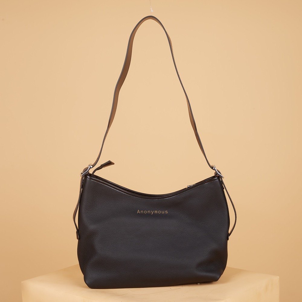 Anonymous Dennis Bobo Bag Togo No Brand (Tas Kulit)