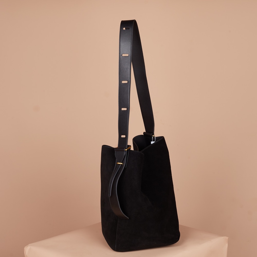 Anonymous Caine Bucket Bag Suede Leather No Brand (Tas Kulit)