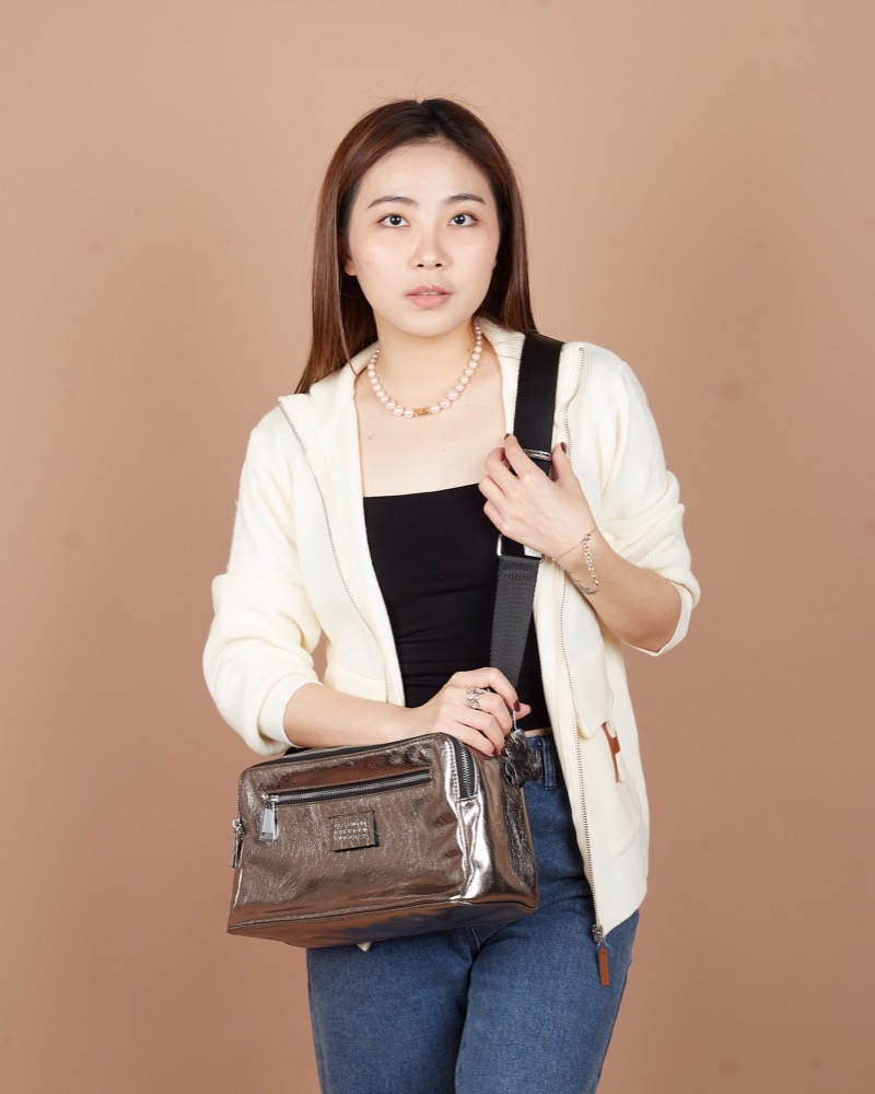 Anonymous Juno 30 Crossbody Bag Shiny Calfskin No Brand