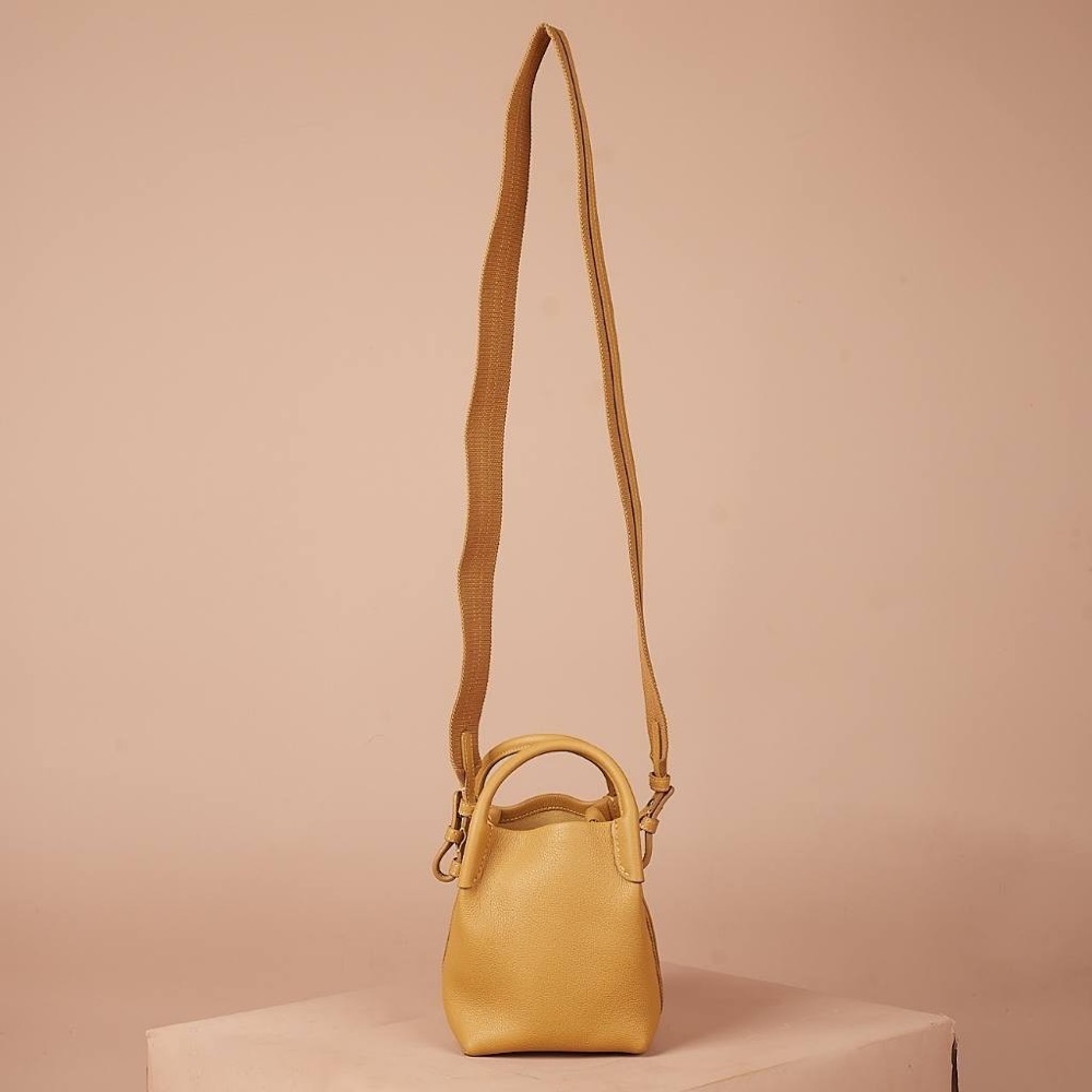 Anonymous Micro Bella Bag Togo Leather No Brand (Tas Kulit)