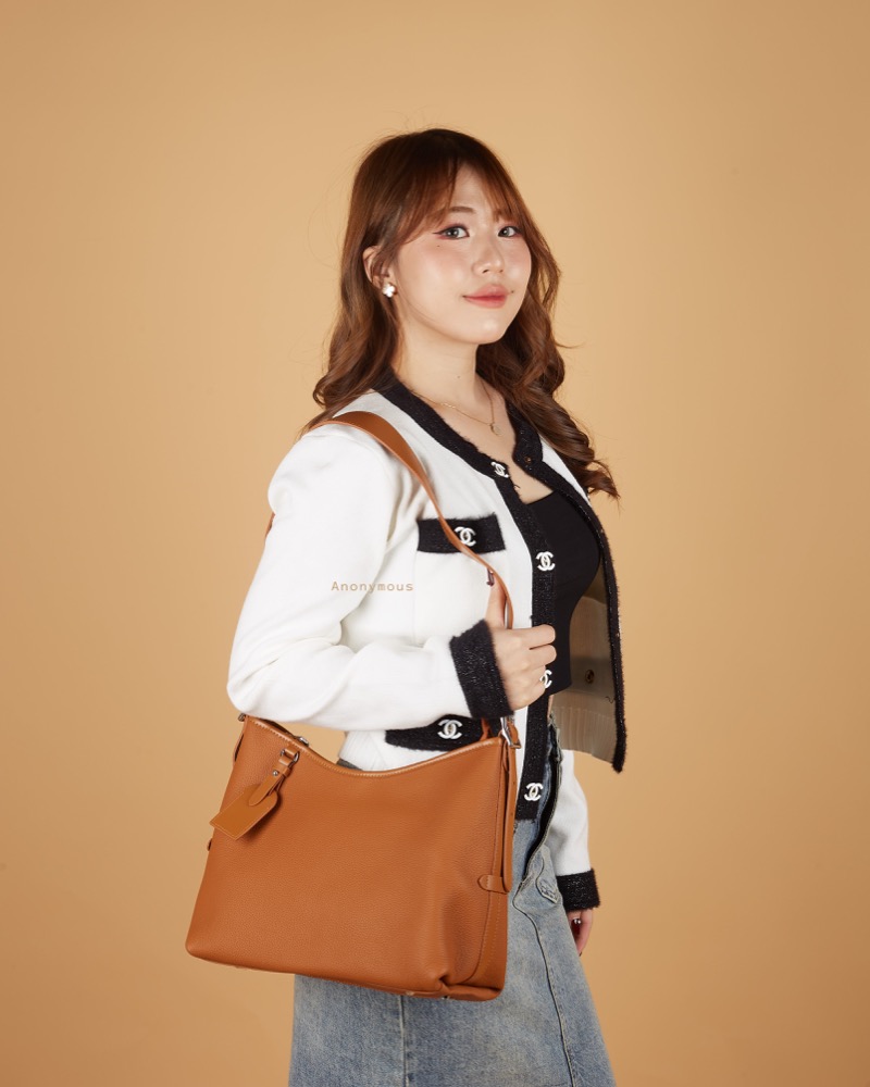 Anonymous Dennis Bobo Bag Togo No Brand (Tas Kulit)