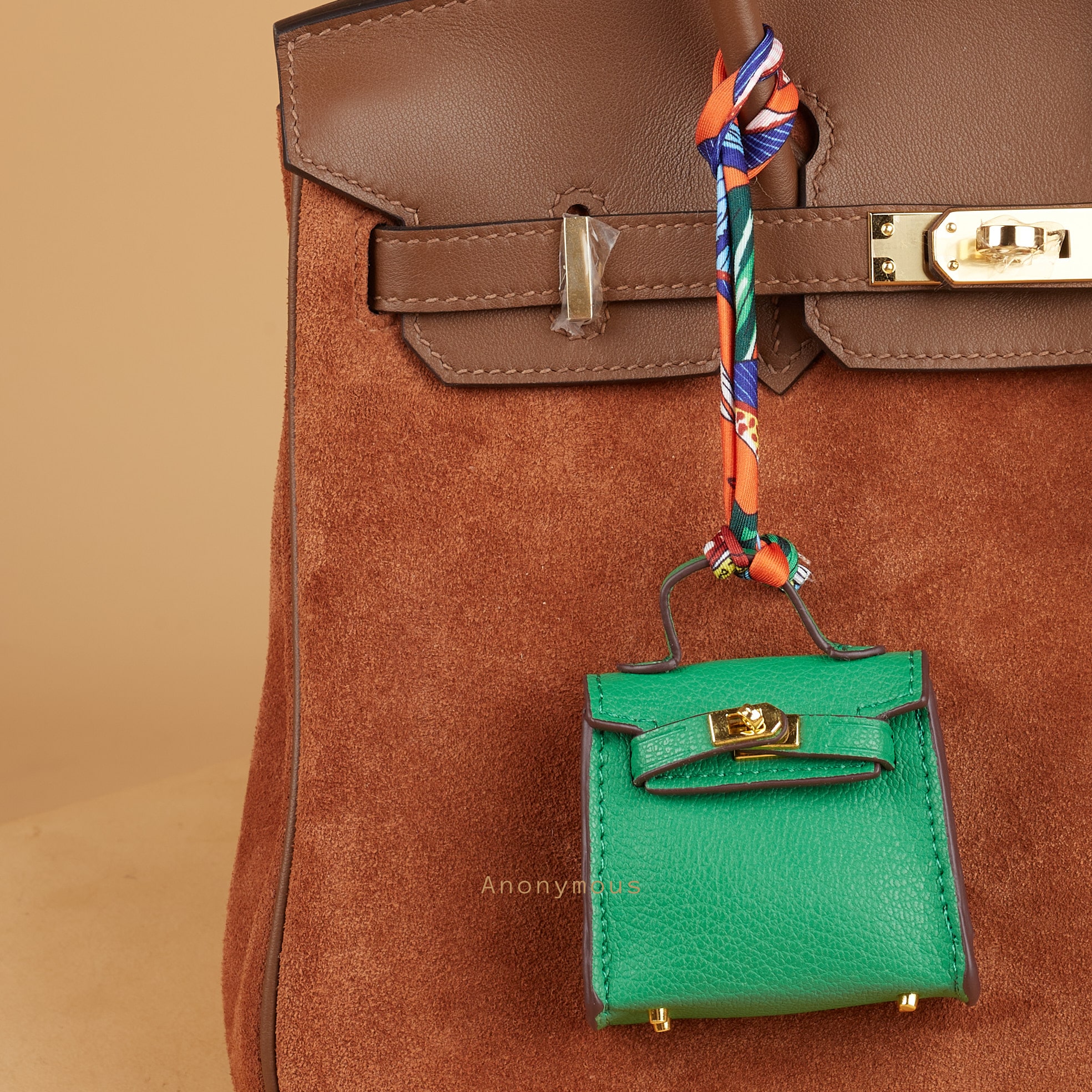 Anonymous Cara Charm Leather (Gantungan Tas)