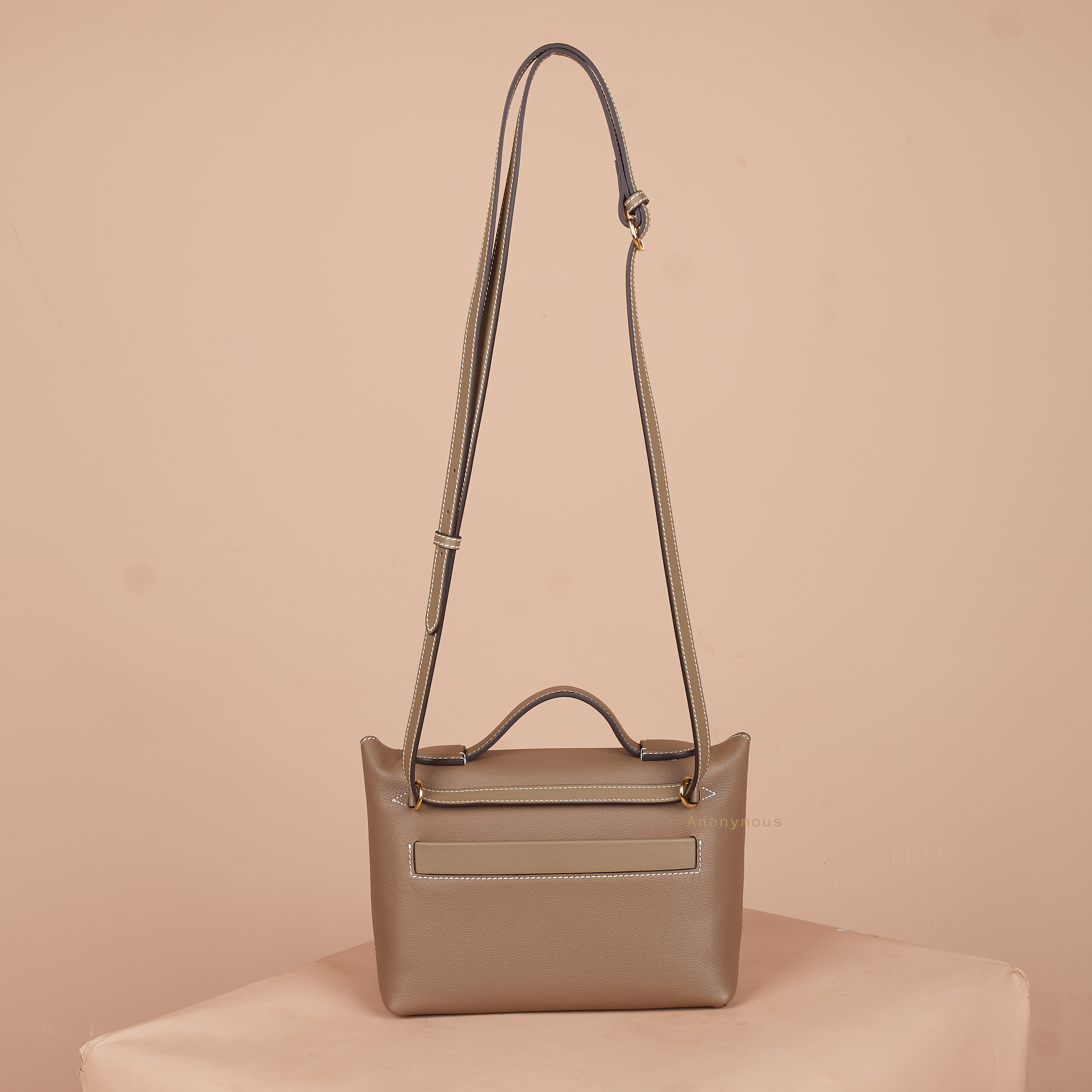 Anonymous Ezzy Bag 2420 Swift Leather No Brand