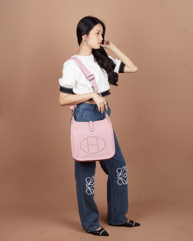 Anonymous Madeline E29 Togo Leather No Brand (Tas Kulit)