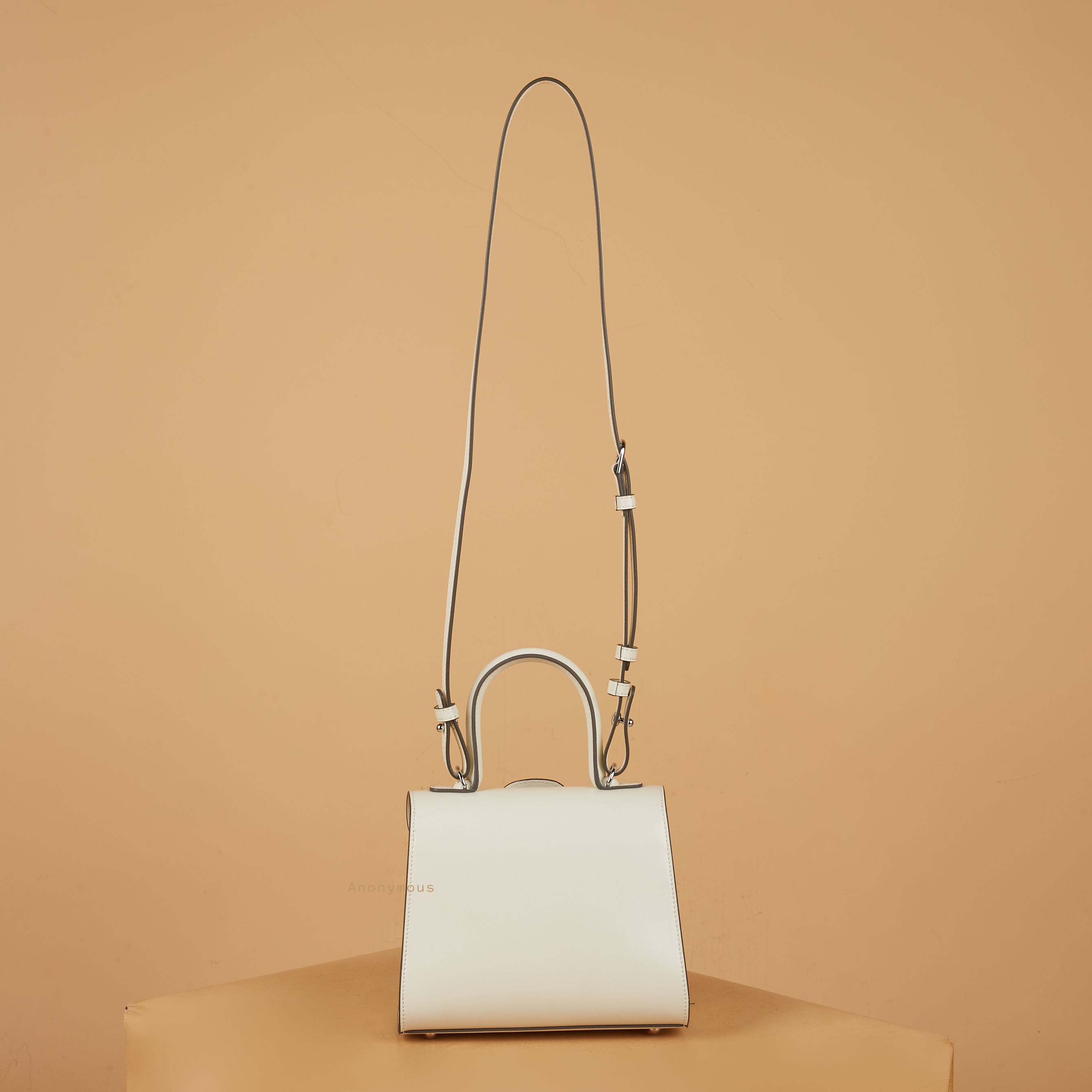 Anonymous Duma 19 Top Handle Box Leather No Brand (Tas Kulit)