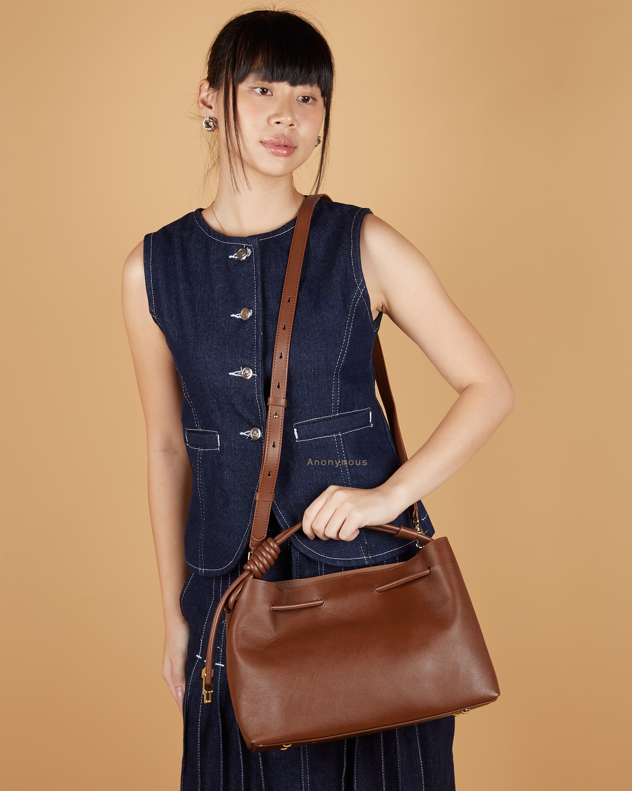 Anonymous Melia Drawsting Bag Leather No Brand (Tas Kulit)
