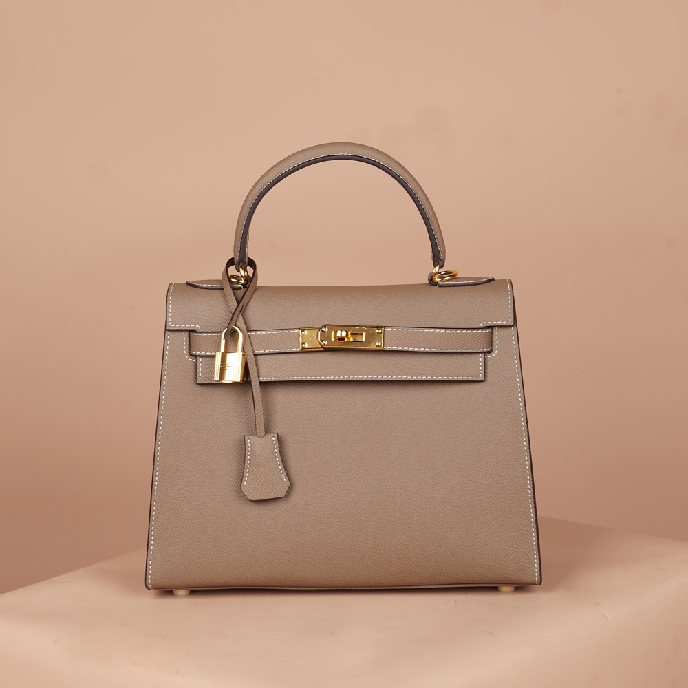 Anonymous Cara Bag K28 Taiga Leather GHW (NST) No Brand (Tas kulit)