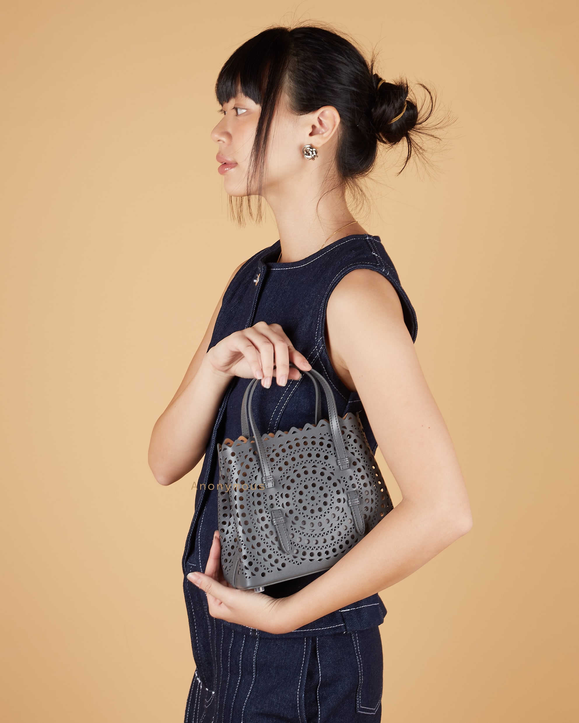 Anonymous Min 20 M20 Cut Leather No Brand (Tas Kulit)