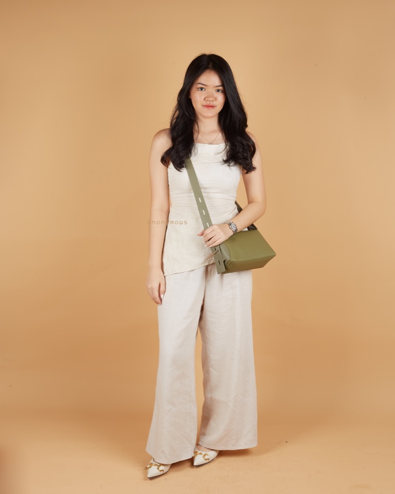 Anonymous Biyan Sling Bag Grained Leather No Brand (Tas Kulit)