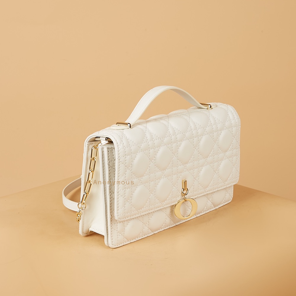 Anonymous My Lady Sling Bag Swift Leather No Brand