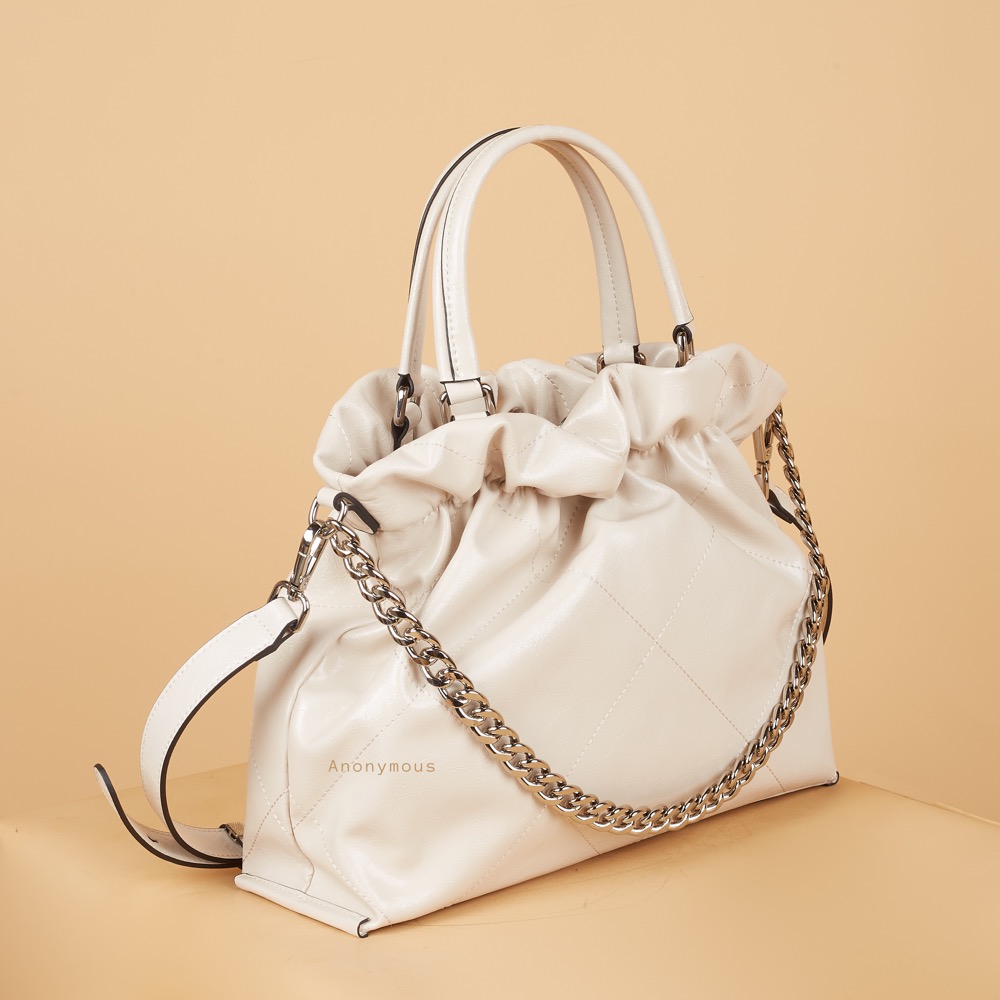 Anonymous C'est Lavie Drawstring Bag Leather No Brand (Tas Kulit)