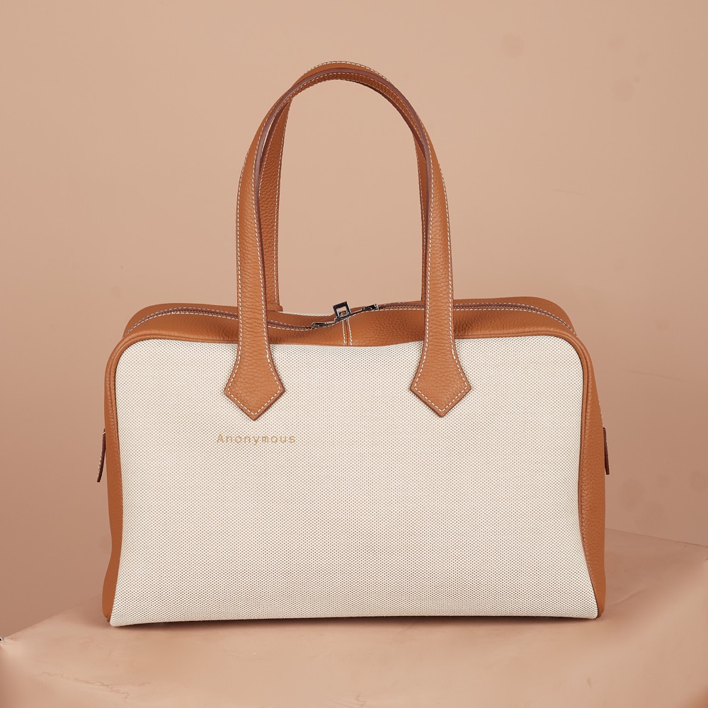Anonymous Victoryne 35 Ecru Togo Leather No Brand (Tas Kulit)