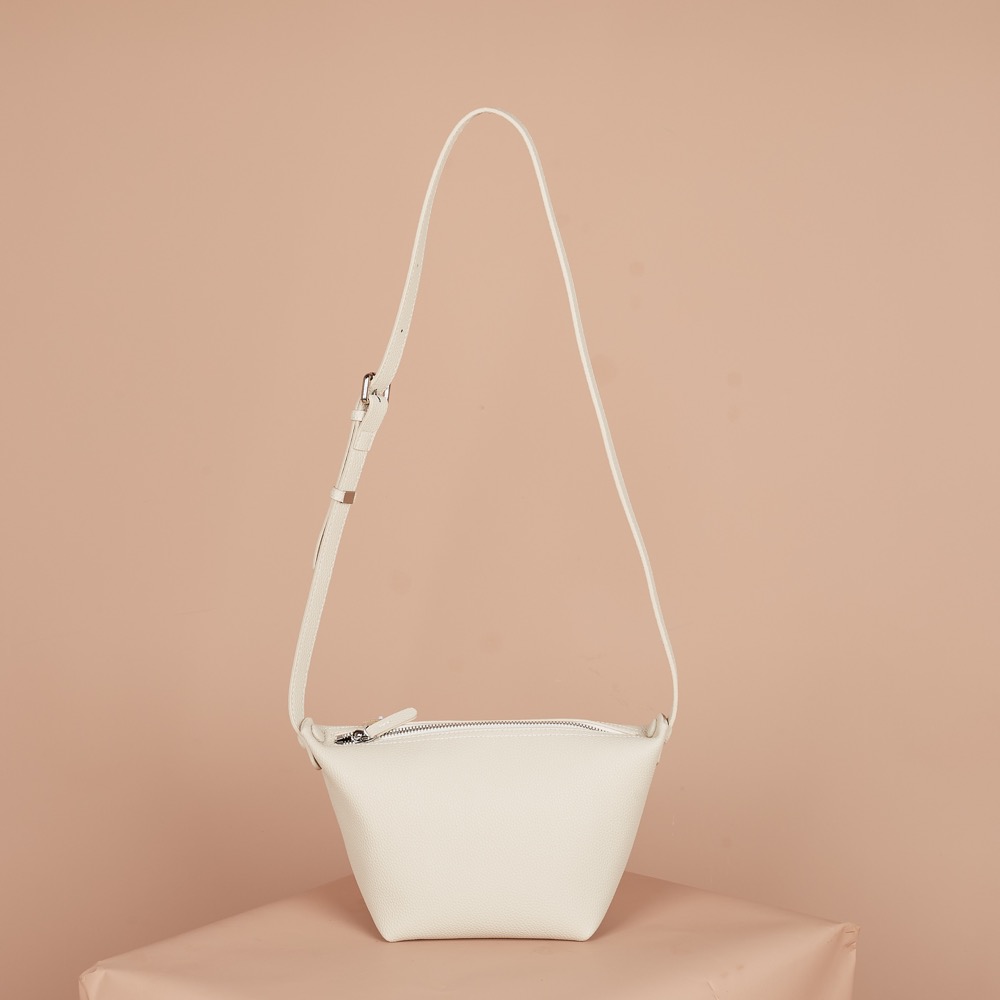 Anonymous Mia Pouch Grained Leather No Brand (Tas Kulit)
