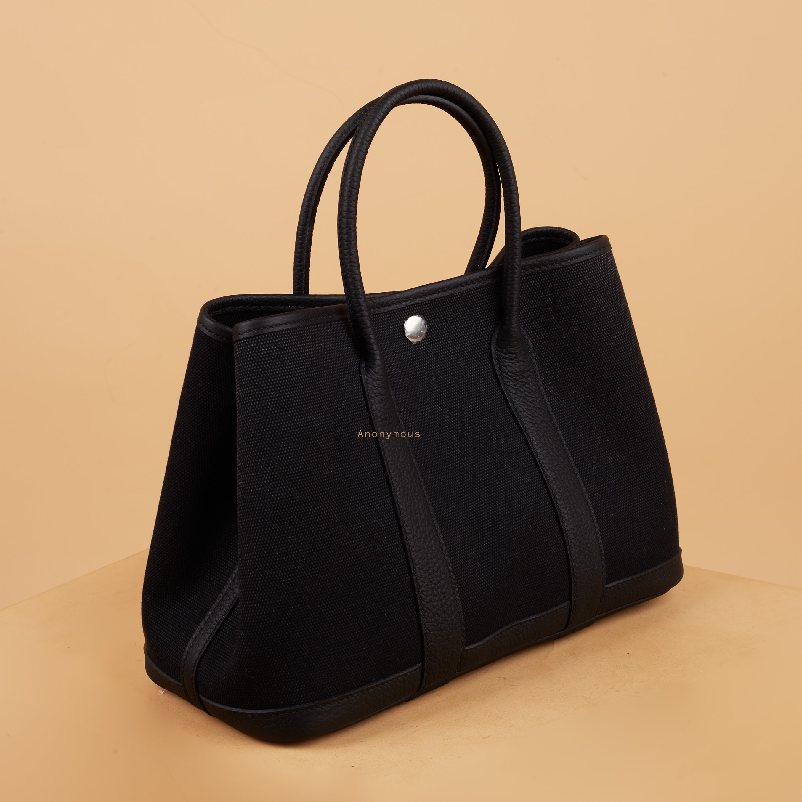 Anonymous Carnival Tote Bag 30 Ecru PHW No Brand (Tas Kulit)