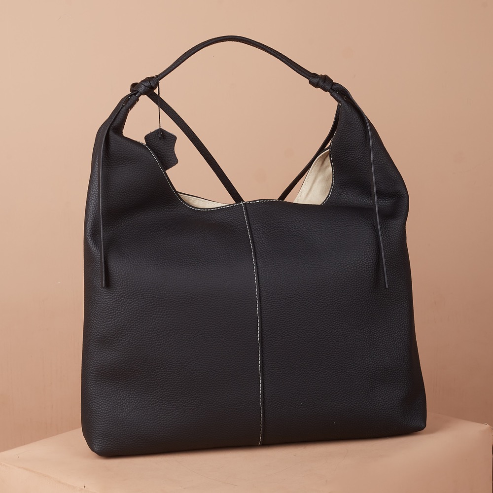 Anonymous Heidi 37 Shoulder Bag Grained Leather No Brand (Tas Kulit)