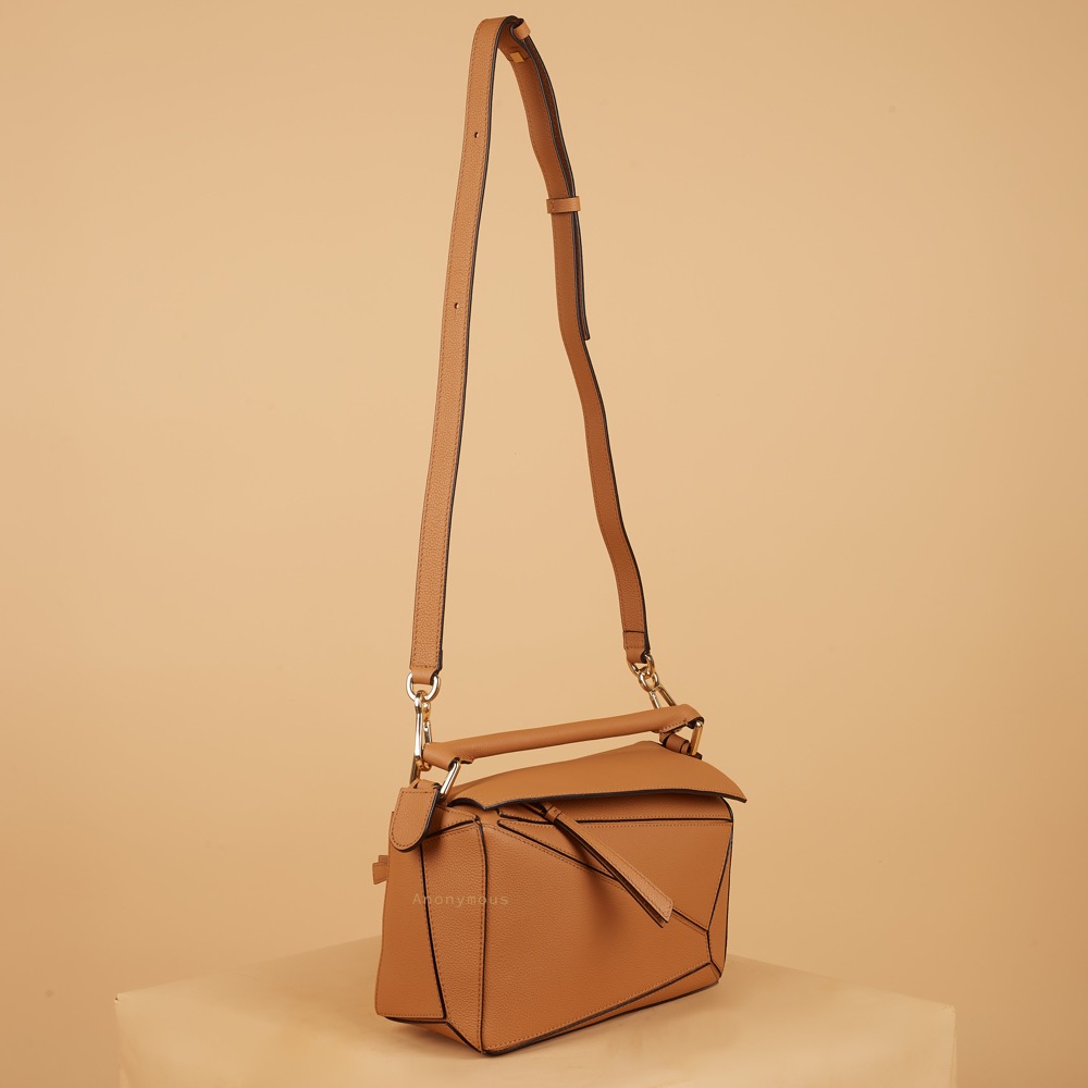 Anonymous Lili 24 Bag Togo No Brand (Tas Kulit)