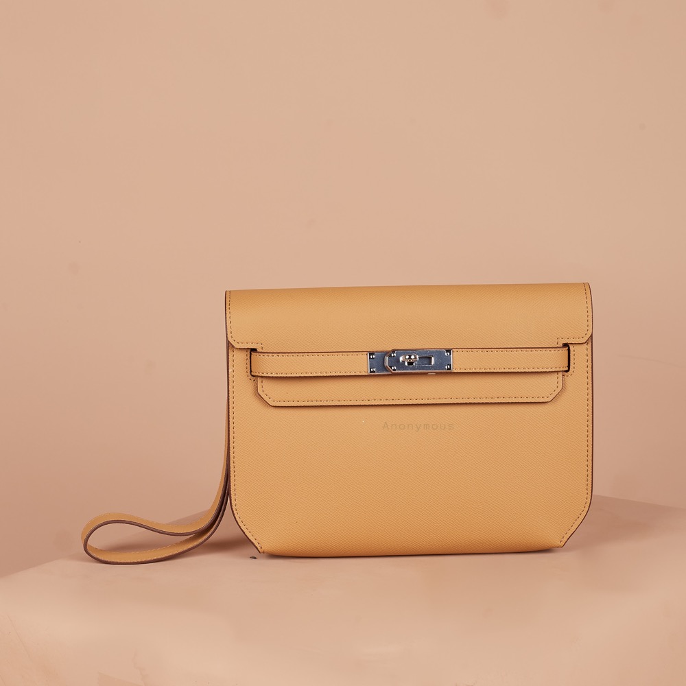 Anonymous Kelsey Sling Bag Taiga No Brand (Tas Kulit)