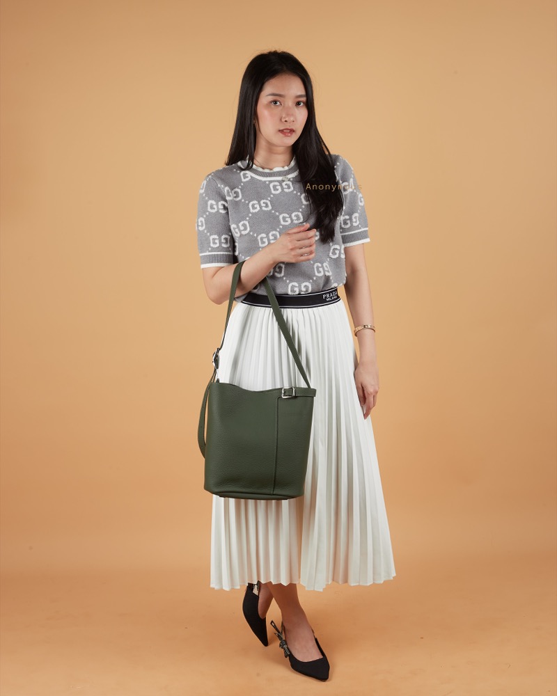 Anonymous Wayne Shoulder Bag Grained Leather No Brand (Tas Kulit)