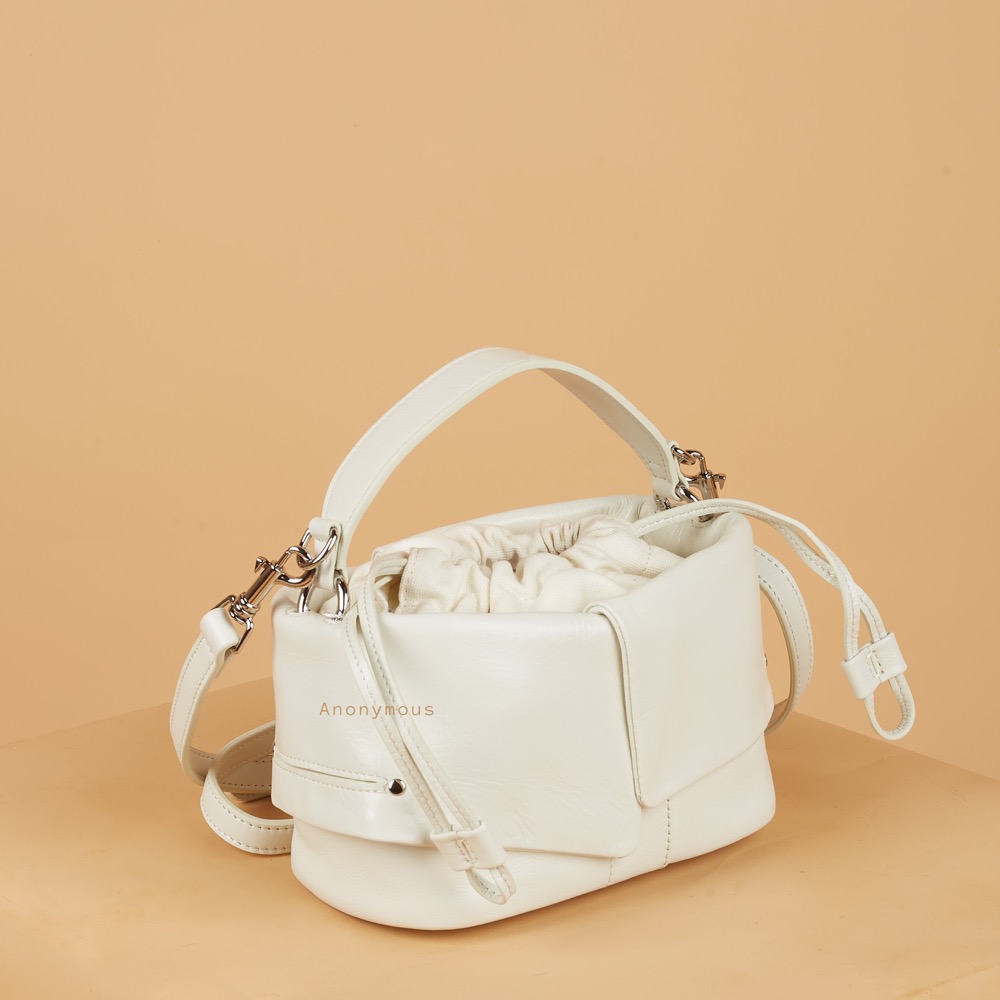 Anonymous Tata Dumpling Bag Leather Denim No Brand (Tas Kulit)