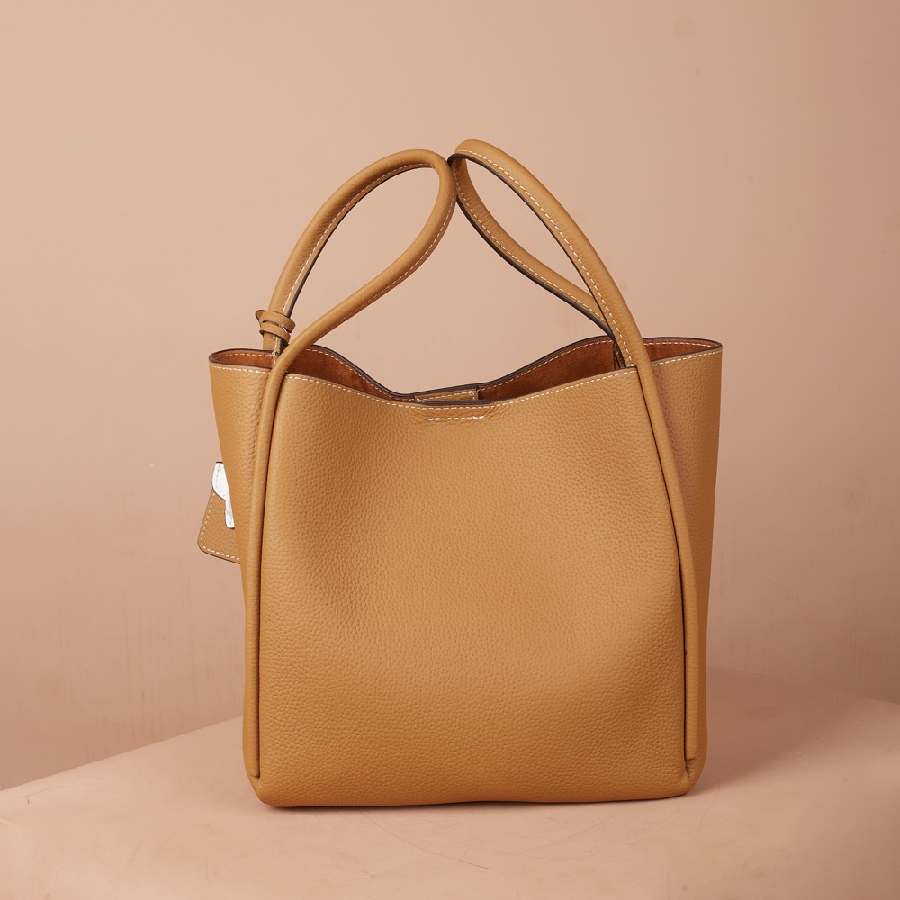Anonymous Ridley Bucket Bag Grained Leather No Brand (Tas Kulit)