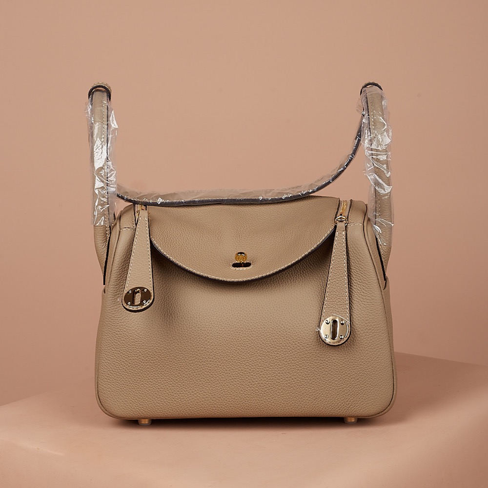 Anonymous Lizzy 26 Togo Fashion Bags No Brand (Tas Kulit)