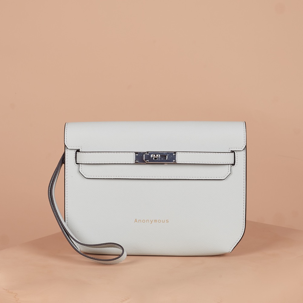 Anonymous Kelsey Sling Bag Taiga No Brand (Tas Kulit)