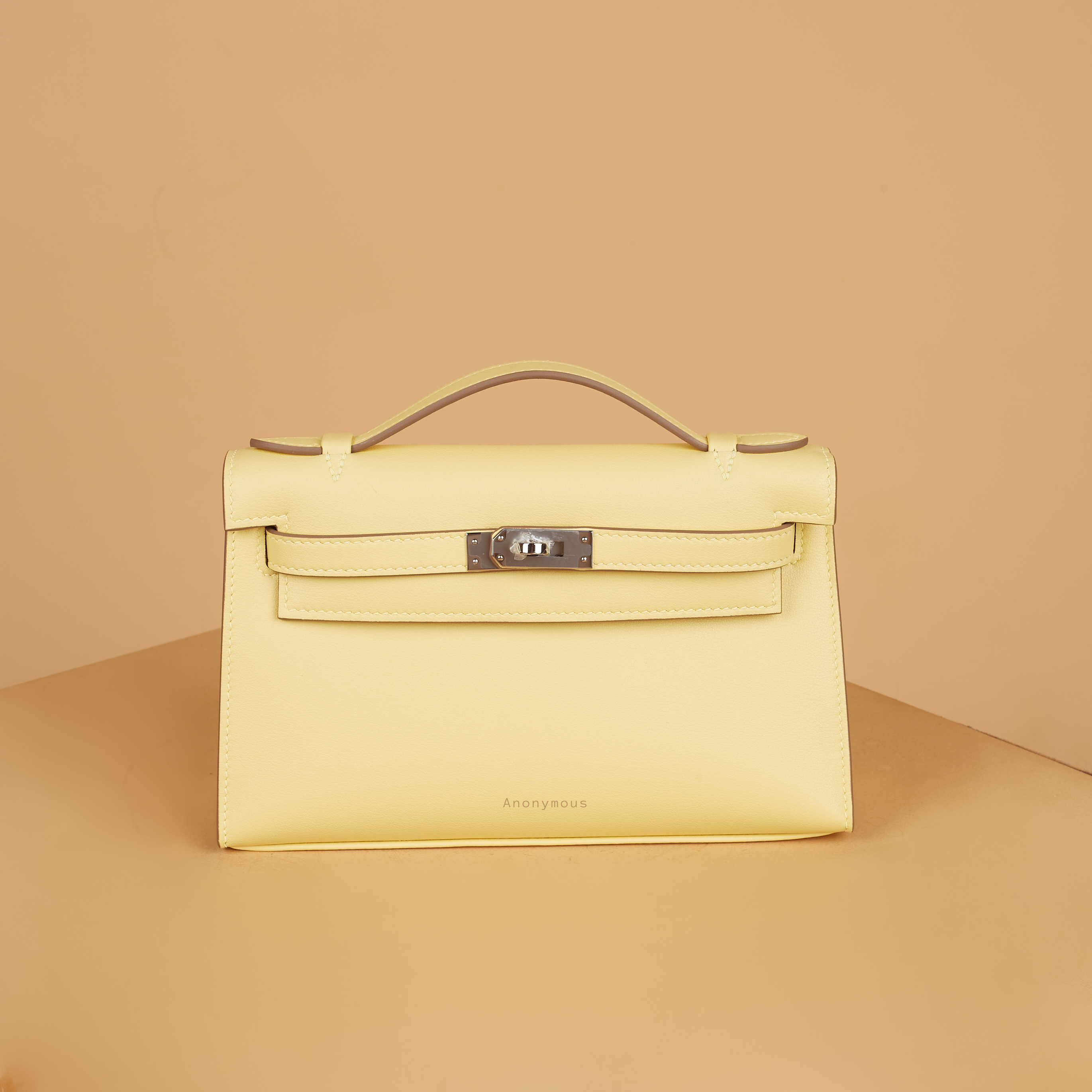 Anonymous Kylee Pochette Swift Leather