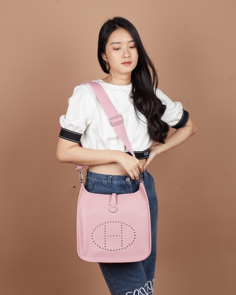 Anonymous Madeline E29 Togo Leather No Brand (Tas Kulit)