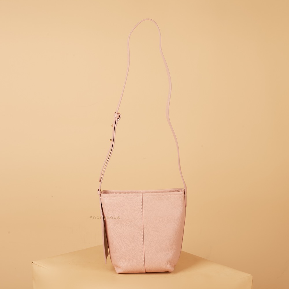Anonymous Jens Bucket Bag Grained Leather No Brand (Tas Kulit)