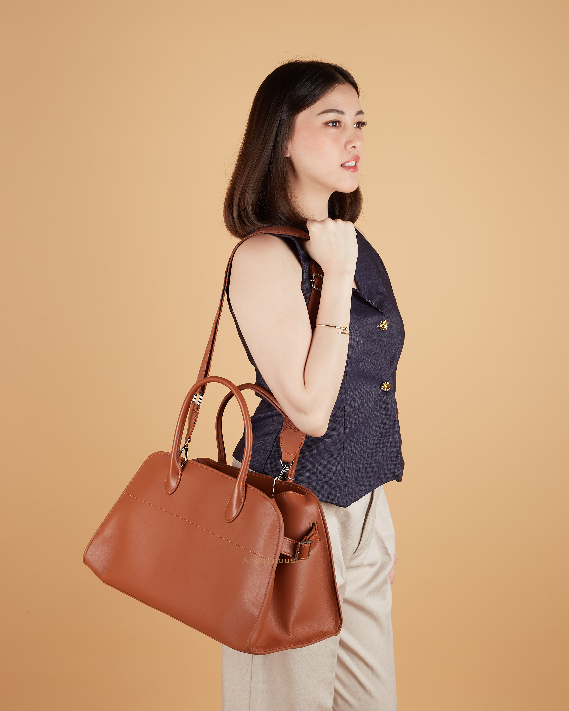 Anonymous Monthy 39 east west Leather No Brand (Tas Kulit)
