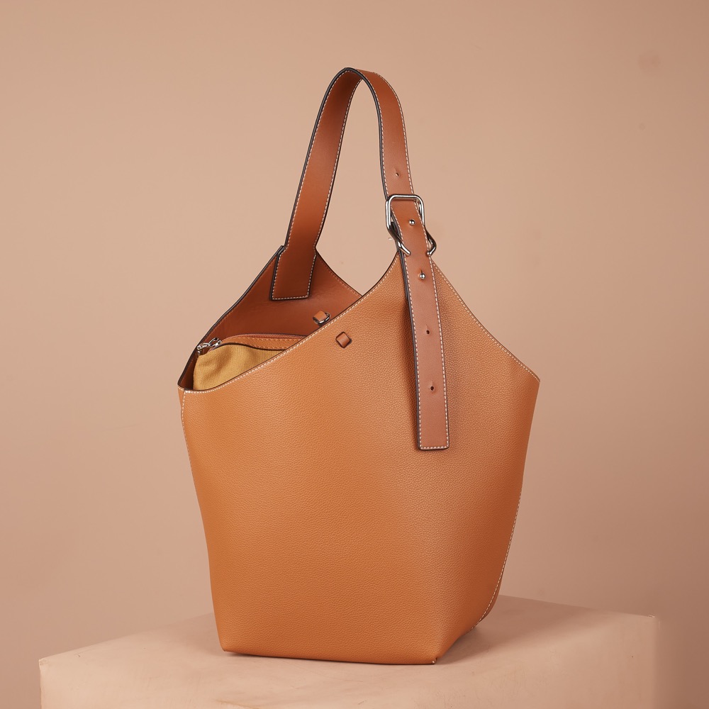 Anonymous Eldria Hobo Bag Grained Leather No Brand (Tas Kulit)