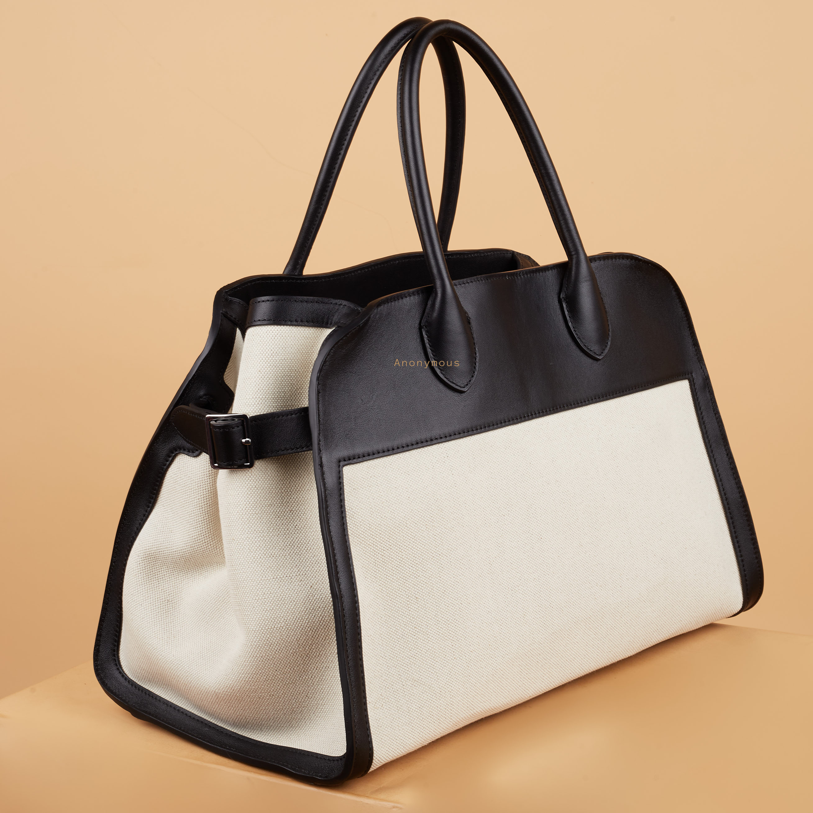 Anonymous Monthy Tote Bag 39 Leather Encru No Brand (Tas Kulit)