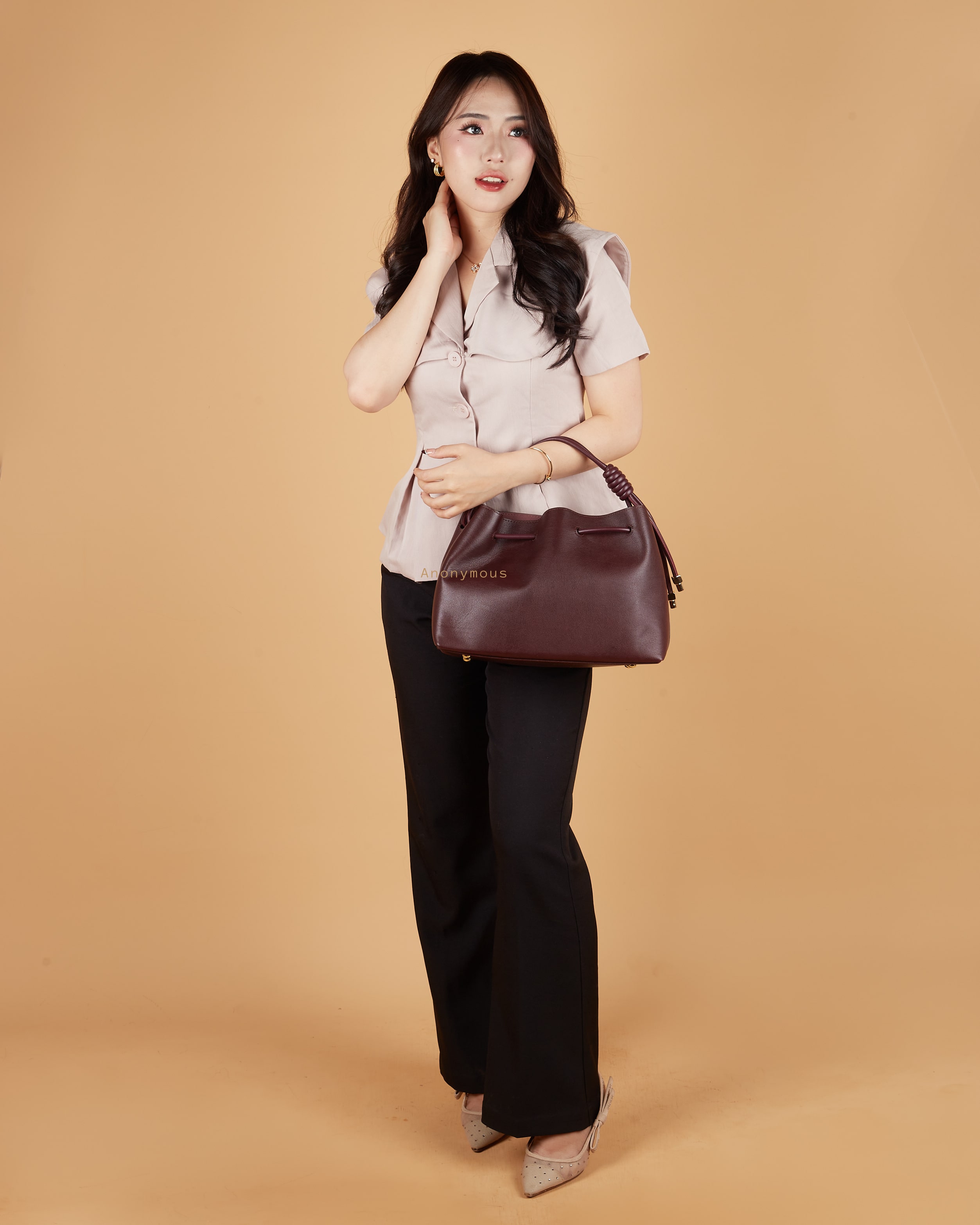 Anonymous Melia Drawsting Bag Leather No Brand (Tas Kulit)