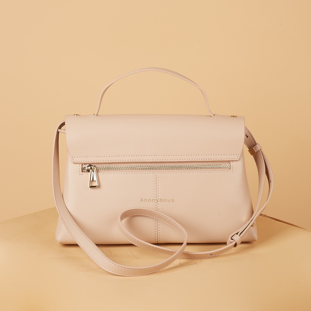 Anonymous Maria Flap Enamel Logo Leather No Brand (Tas Kulit)