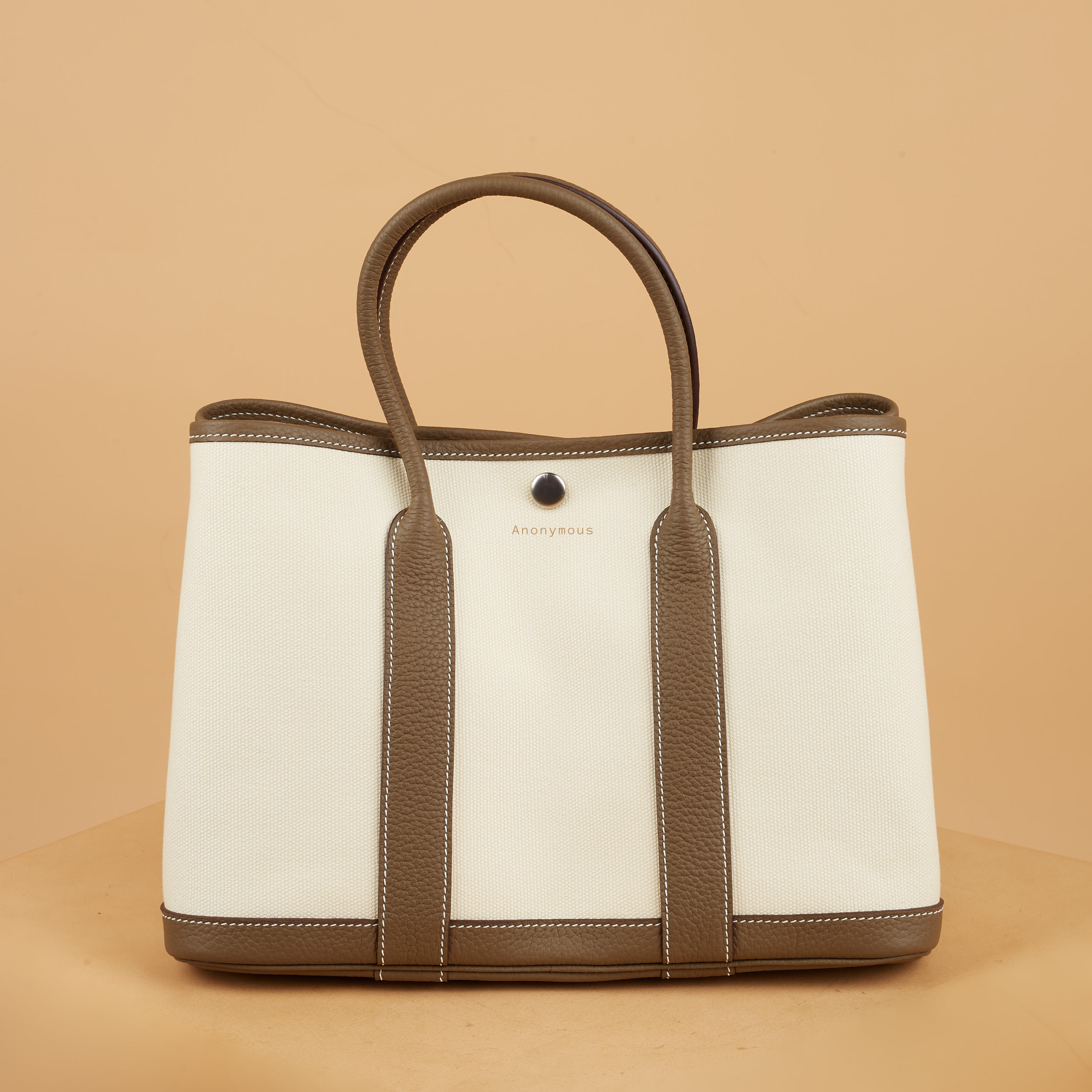 Anonymous Carnival Tote Bag 30 Ecru PHW No Brand (Tas Kulit)