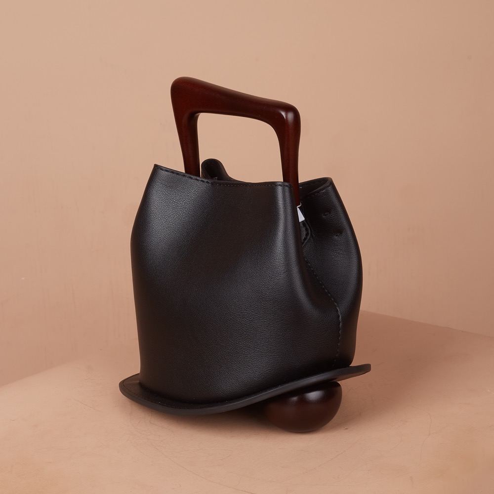 Anonymous Gaea Handbag Small Swift Leather No Brand (Tas Kulit)
