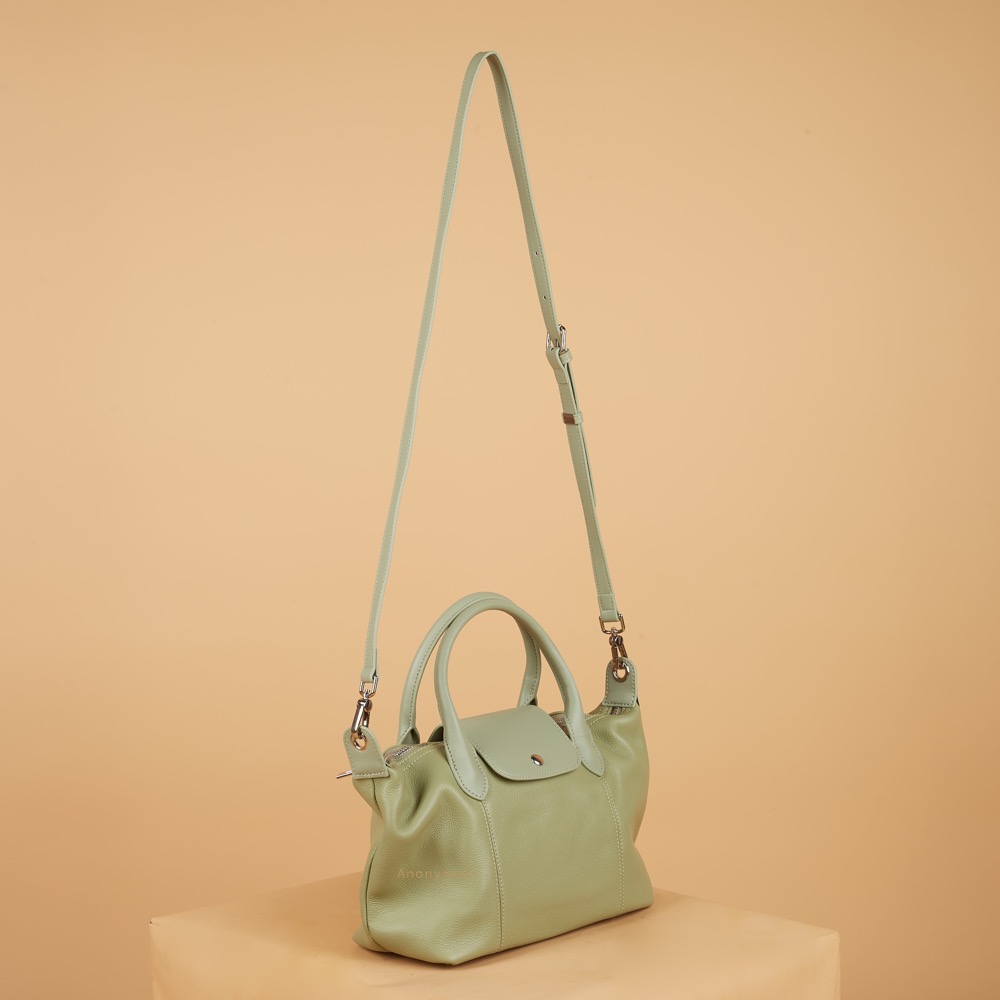 Anonymous Lyndon Handbag 25 Small Togo No Brand (Tas Kulit)