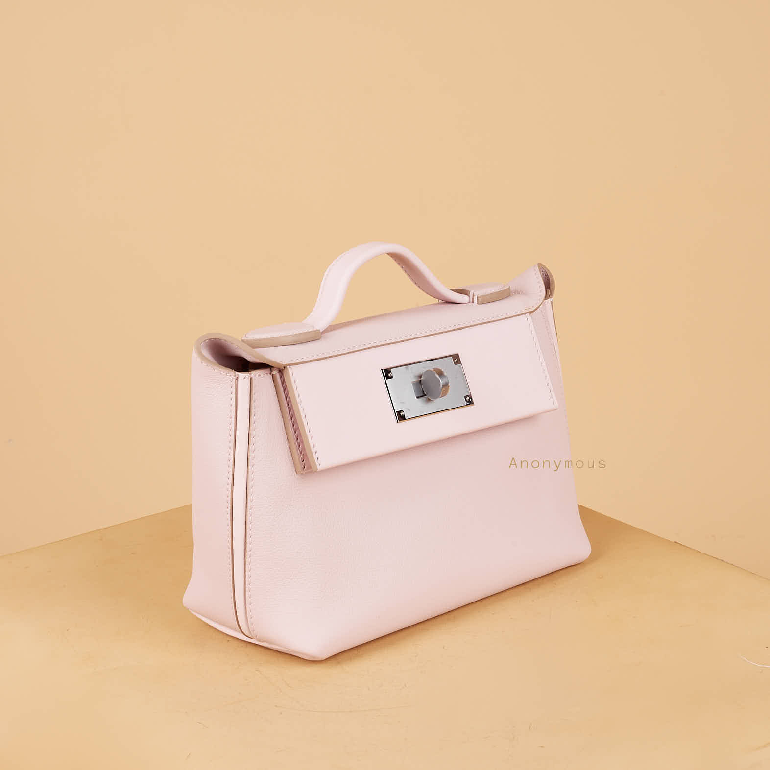 Anonymous Ezzy Bag 2420 Swift Leather No Brand