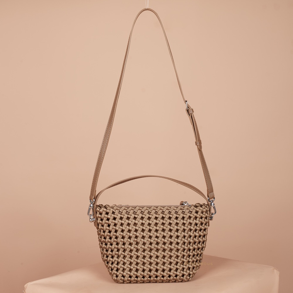 Anonymous Faye Handbag (No Brand)