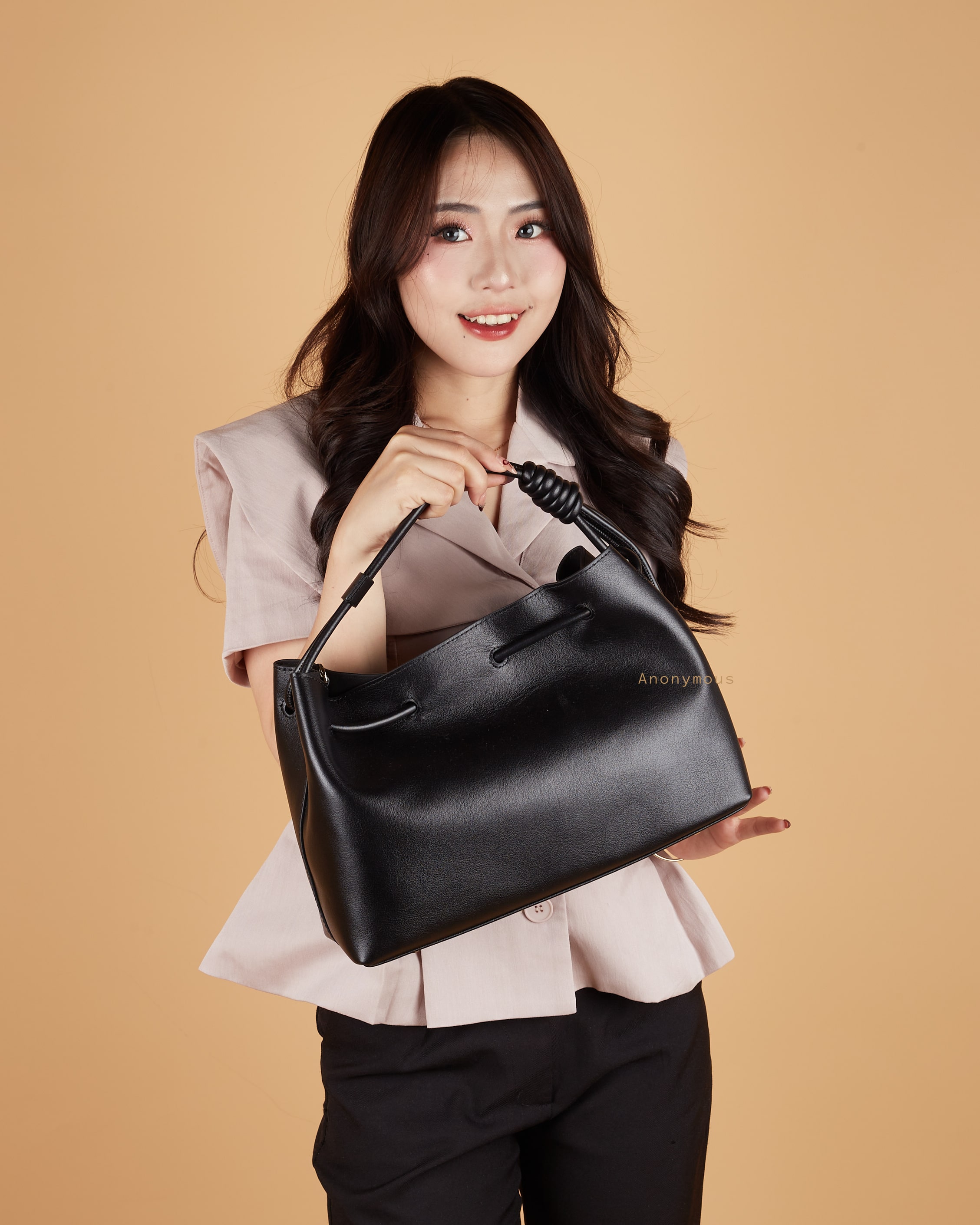 Anonymous Melia Drawsting Bag Leather No Brand (Tas Kulit)