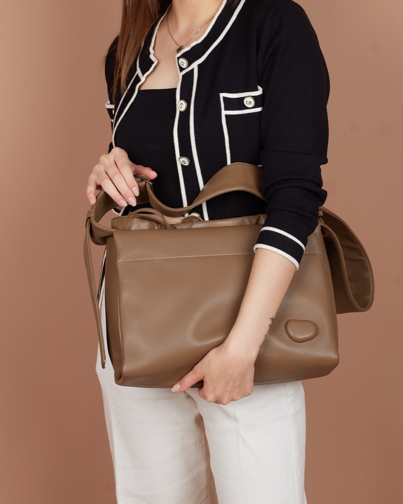 Anonymous Carly Shoulder Bag Swift Leather No Brand (Tas Kulit)