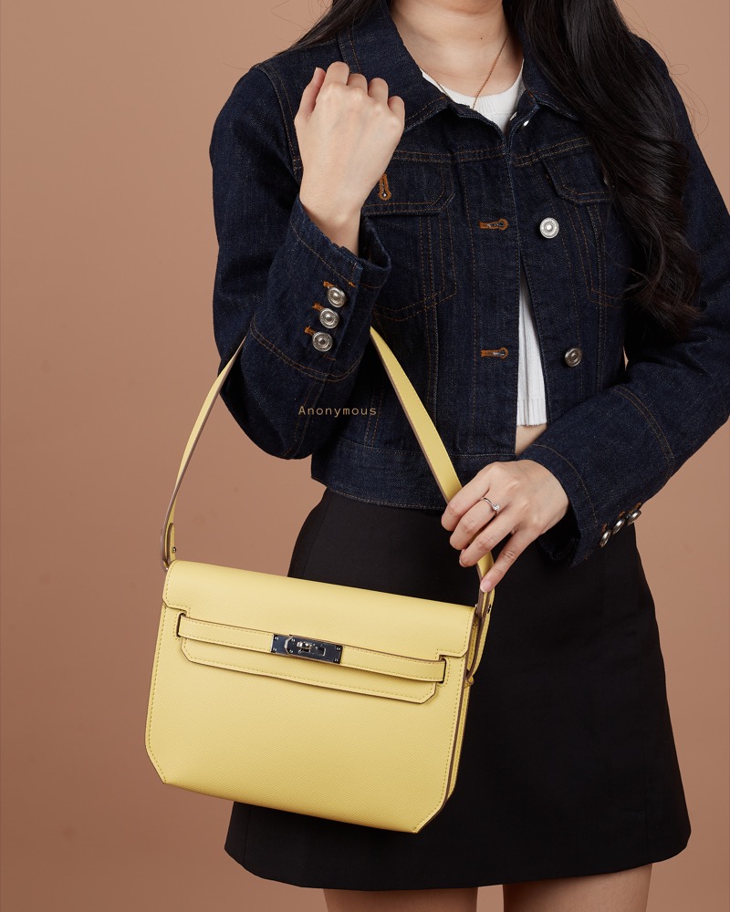 Anonymous Kelsey Sling Bag Taiga No Brand (Tas Kulit)