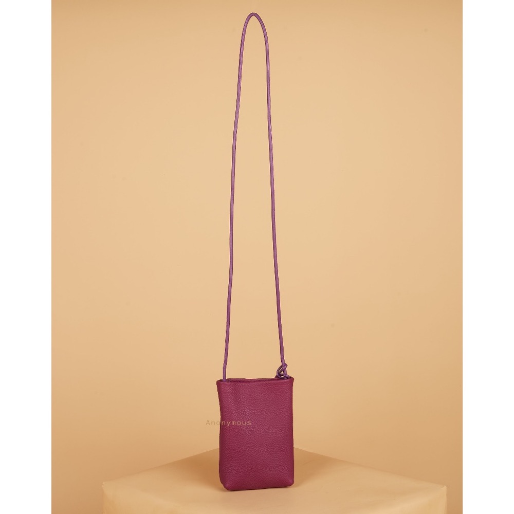 Anonymous Odie Phone bag Grained Leather No Brand (Pouch handpone Kulit)